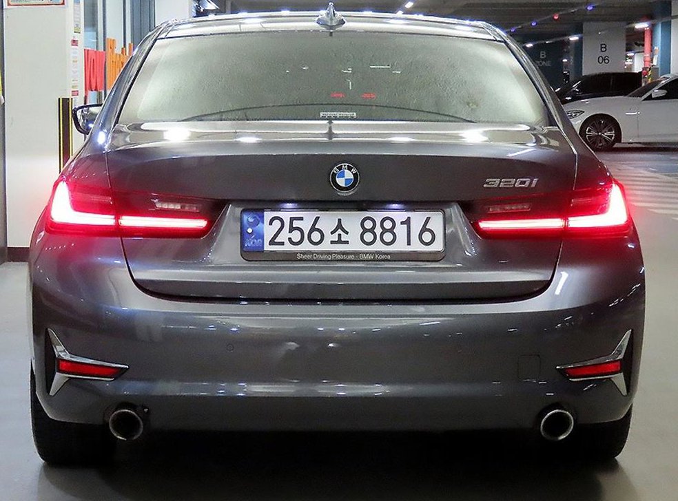 BMW 3시리즈 320i M 스포츠 사진 5