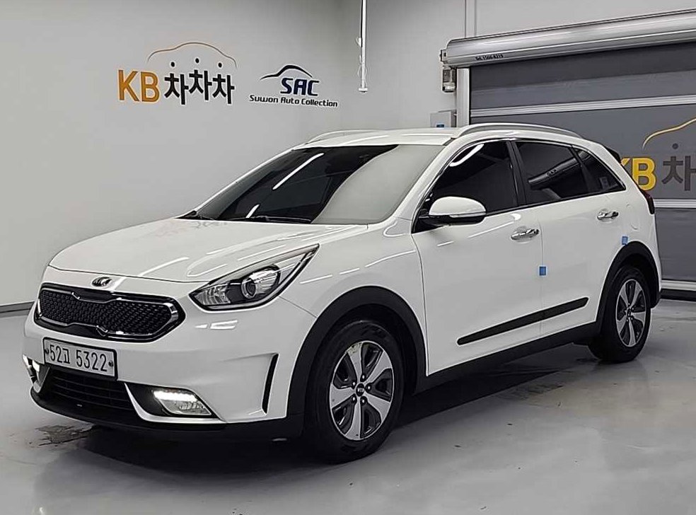 기아 니로 1.6 하이브리드