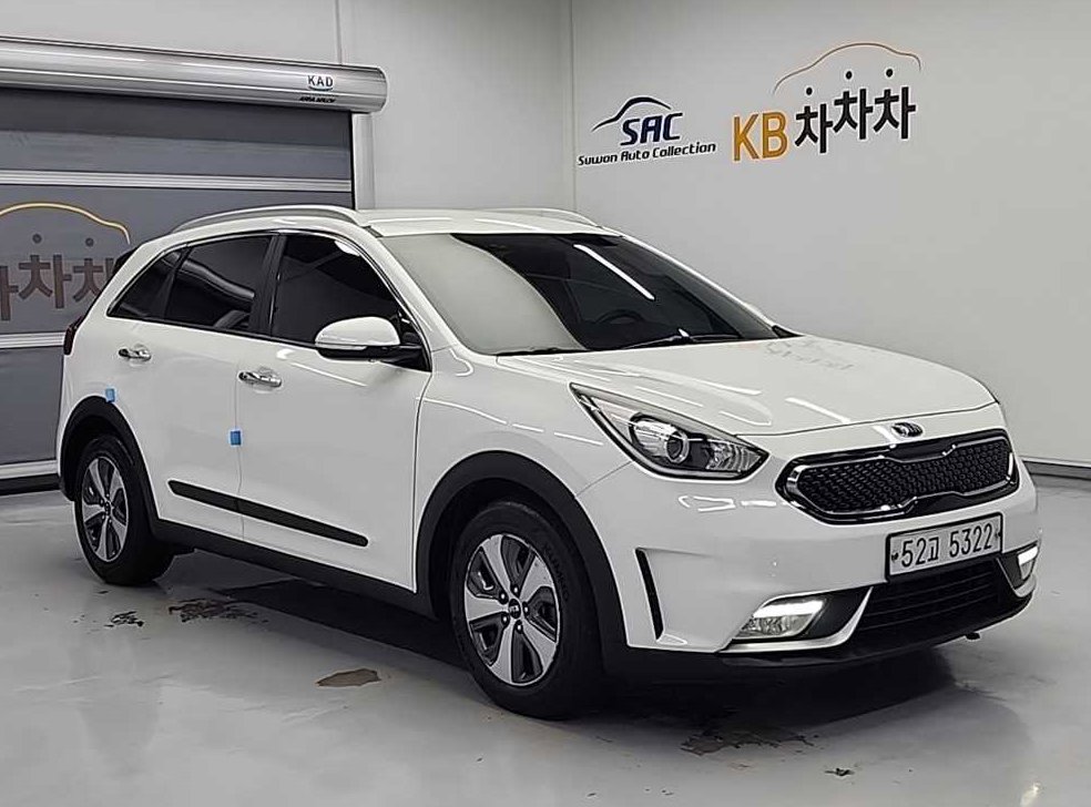 기아 니로 1.6 하이브리드 사진 4