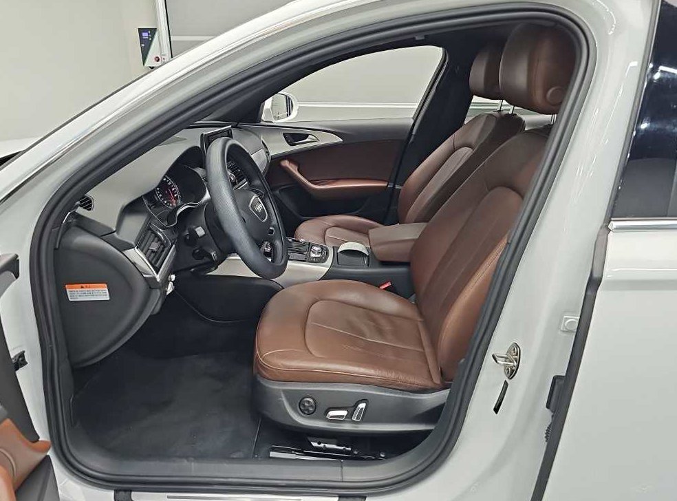 아우디 A6 40 TFSI 사진 11