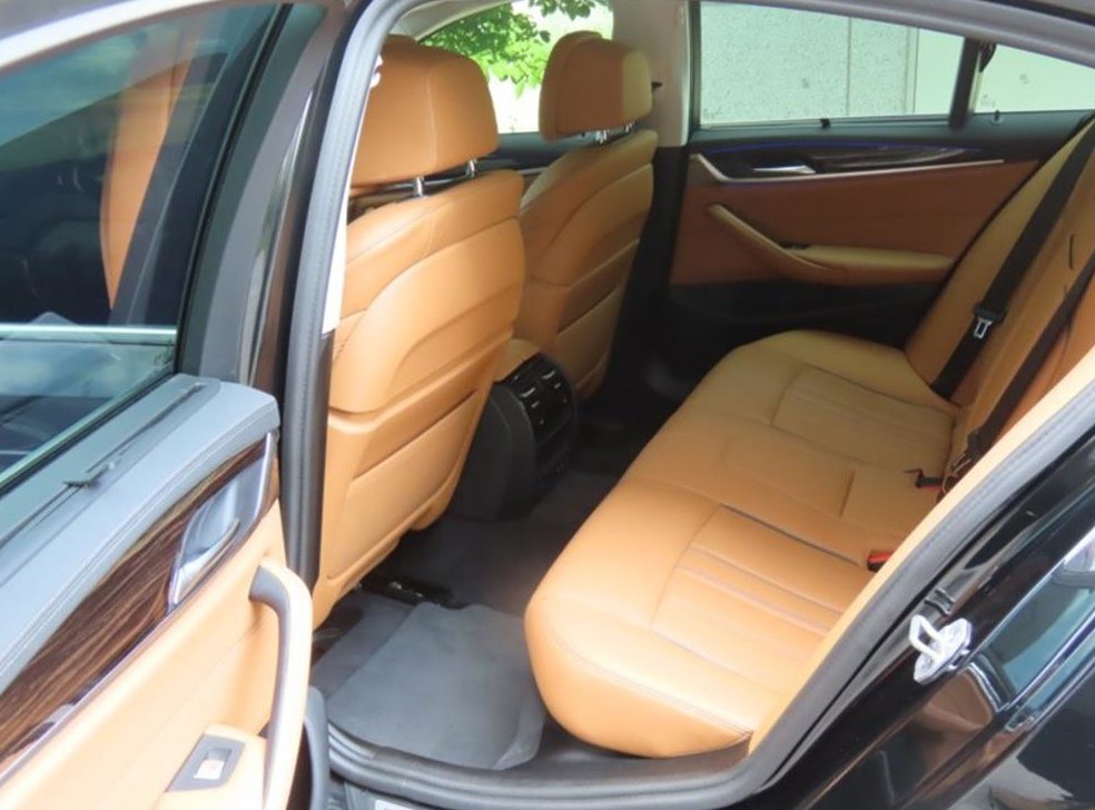 BMW 5시리즈 520i M 스포츠 사진 14
