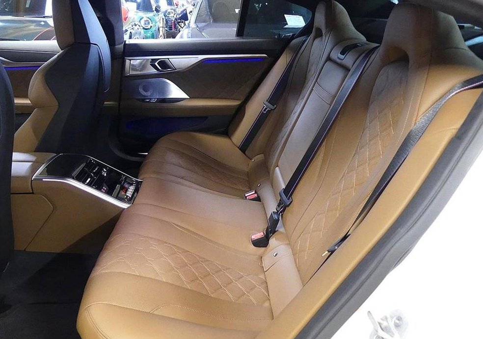 BMW 8시리즈 4.4 그란쿠페 컴페티션 사진 18