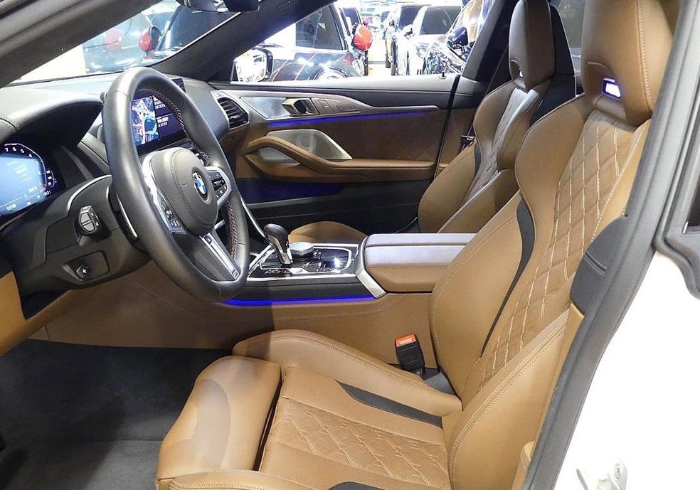 BMW 8시리즈 4.4 그란쿠페 컴페티션 사진 8
