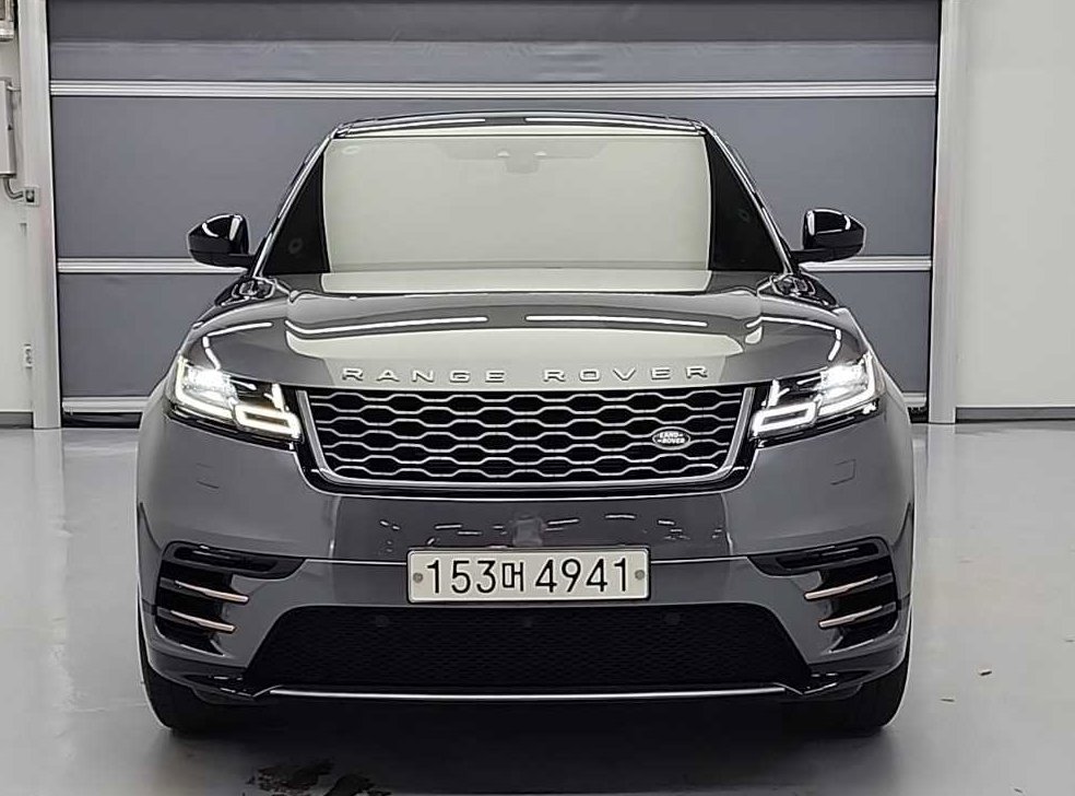 랜드로버 레인지로버 벨라 3.0 D300 R-다이나믹 SE 사진 2
