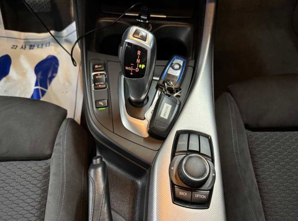 BMW 1시리즈 118d 어반 팩 1 사진 15