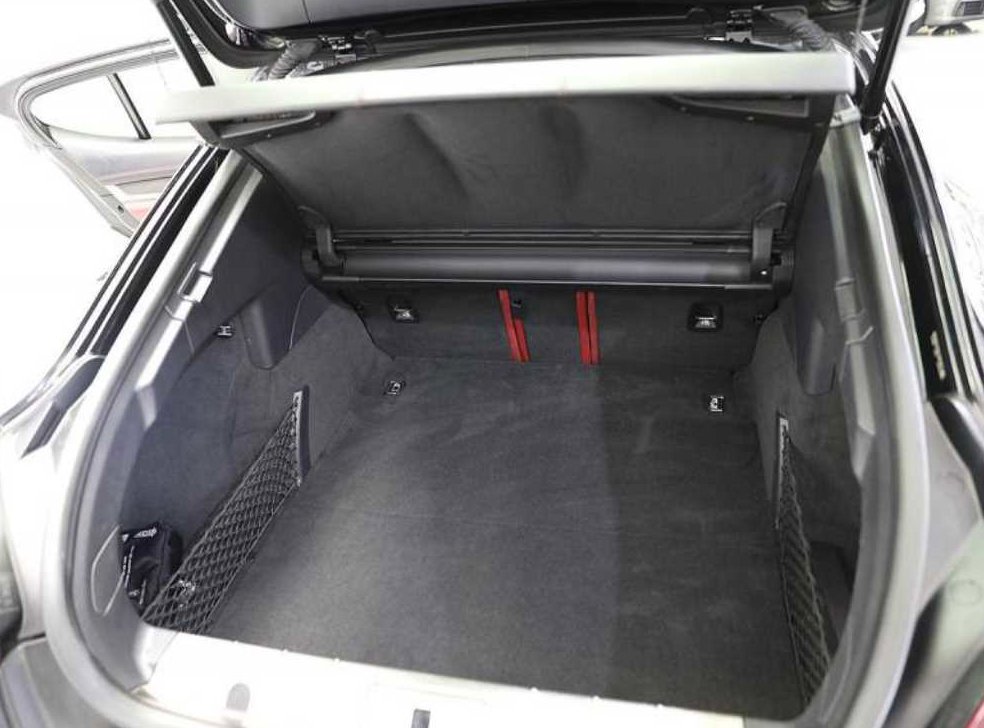 포르쉐 파나메라 4.8 GTS 사진 13