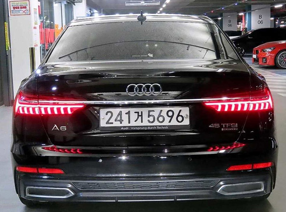 아우디 A6 45 TFSI 콰트로 프리미엄 사진 5