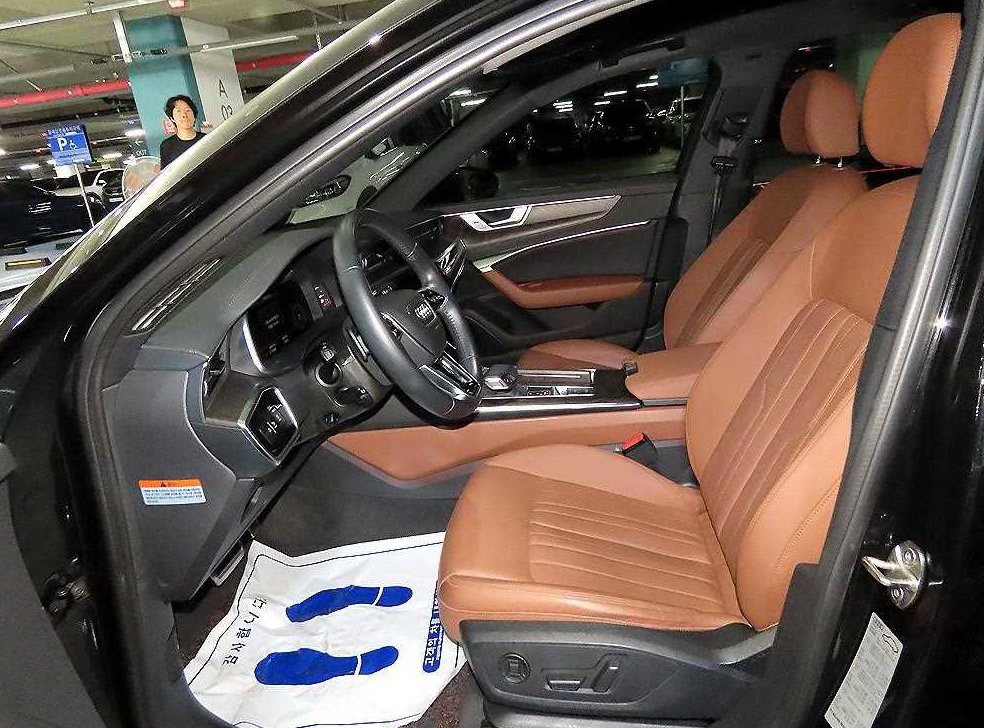 아우디 A6 45 TFSI 콰트로 프리미엄 사진 6