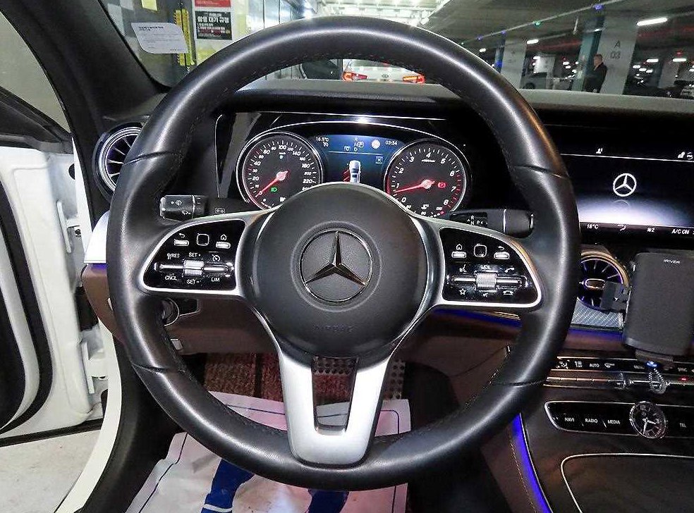 벤츠 E 클래스 E250 아방가르드 사진 8