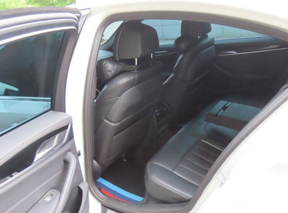 BMW 5시리즈 523d M 스포츠 사진 14