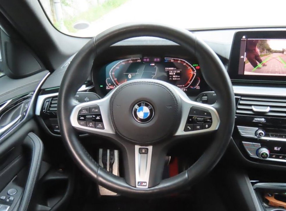 BMW 5시리즈 523d M 스포츠 사진 15