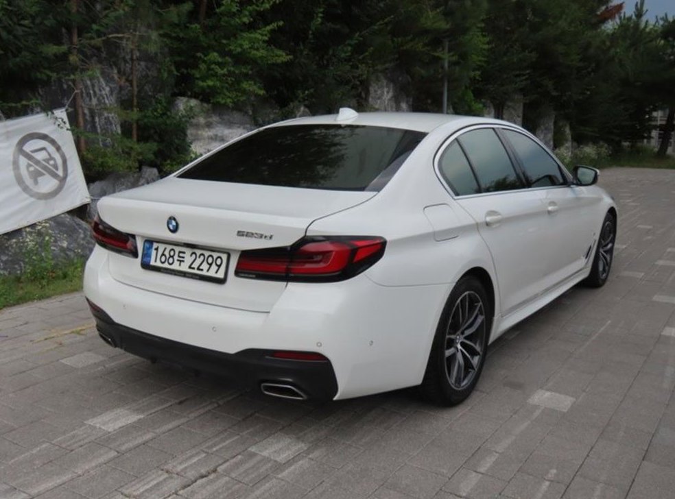 BMW 5시리즈 523d M 스포츠 사진 3