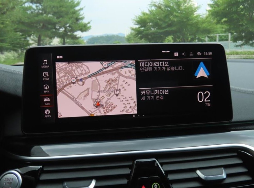 BMW 5시리즈 523d M 스포츠 사진 8