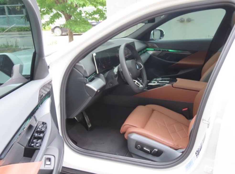 BMW 5시리즈 530i xDrive 사진 13
