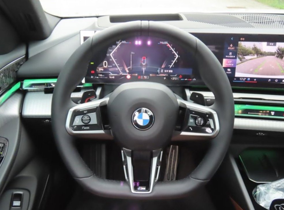BMW 5시리즈 530i xDrive 사진 15