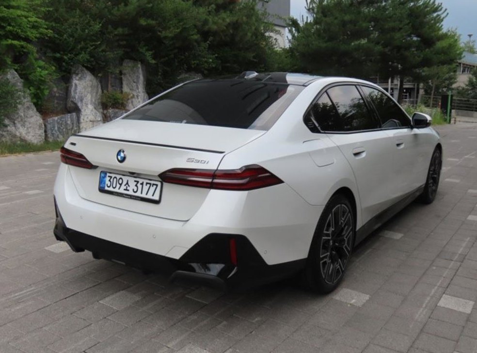 BMW 5시리즈 530i xDrive 사진 3