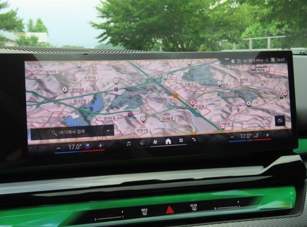 BMW 5시리즈 530i xDrive 사진 7