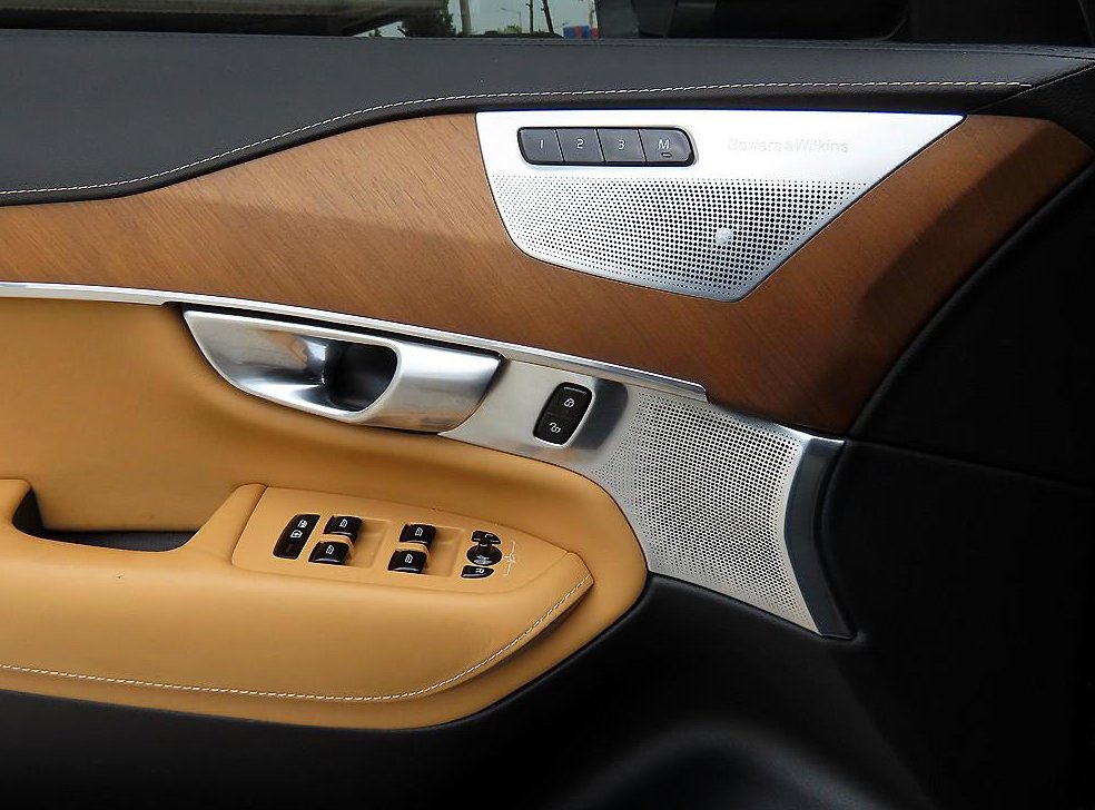 볼보 XC90 2.0 D5 AWD 사진 12