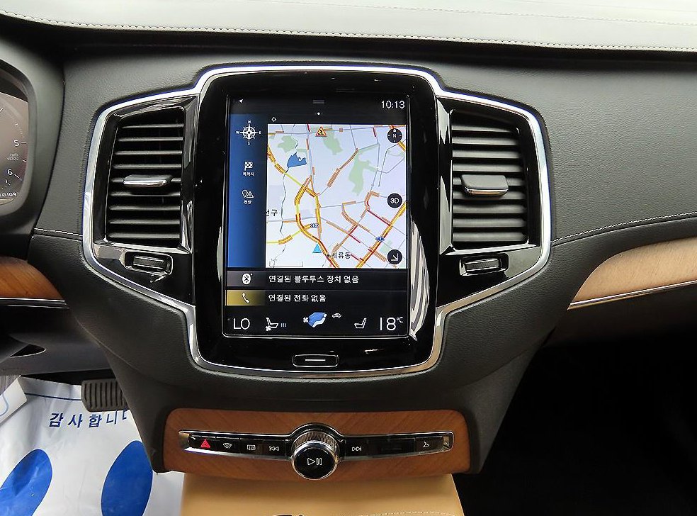 볼보 XC90 2.0 D5 AWD 사진 13