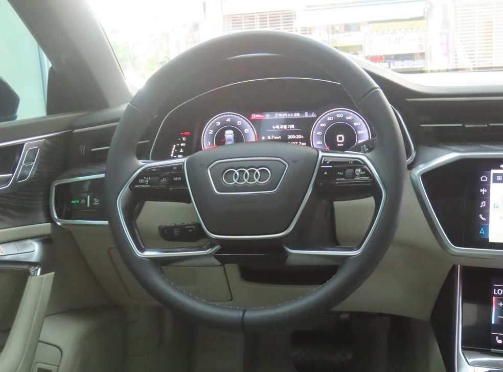 아우디 A7 55 TFSI 콰트로 프리미엄 사진 17