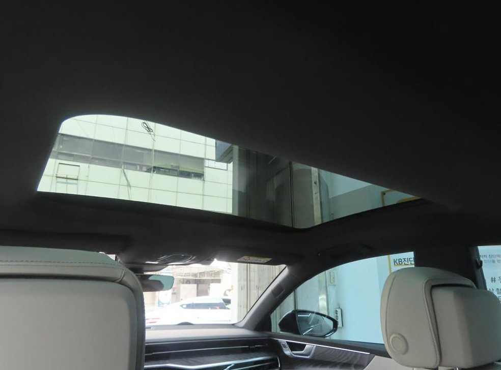 아우디 A7 55 TFSI 콰트로 프리미엄 사진 18
