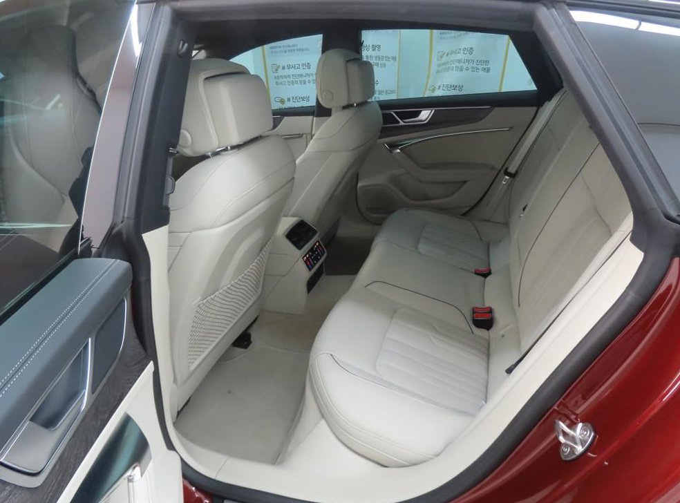 아우디 A7 55 TFSI 콰트로 프리미엄 사진 6