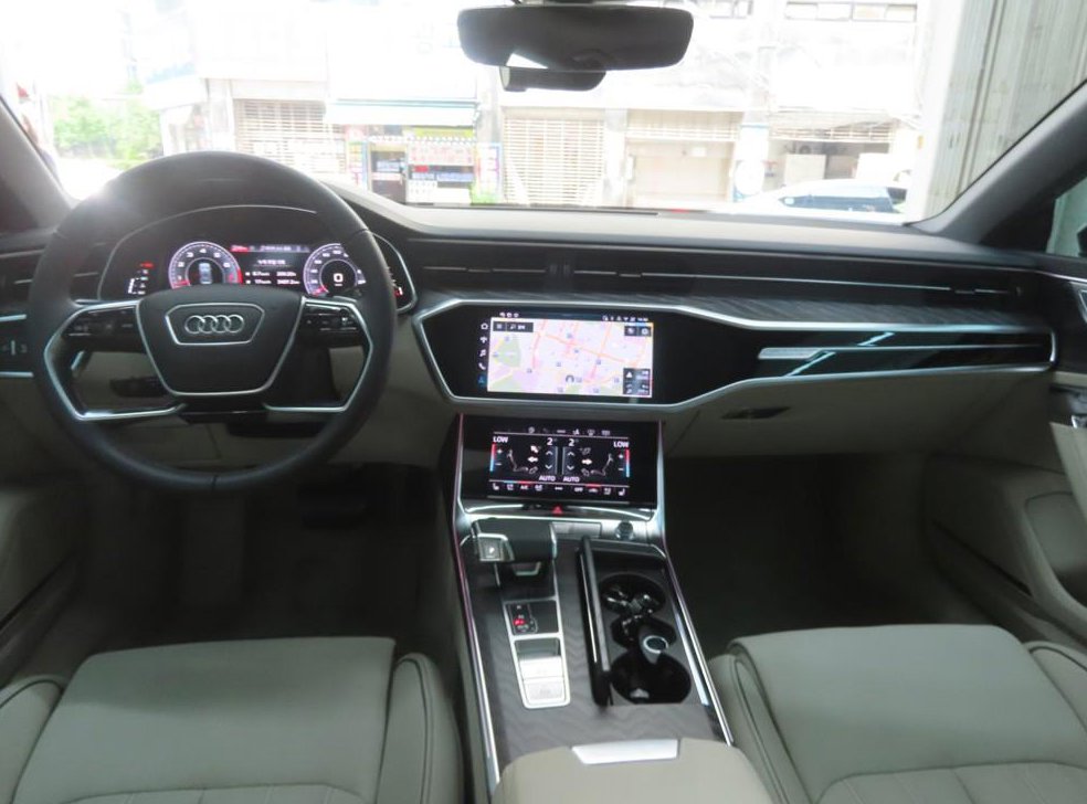 아우디 A7 55 TFSI 콰트로 프리미엄 사진 7