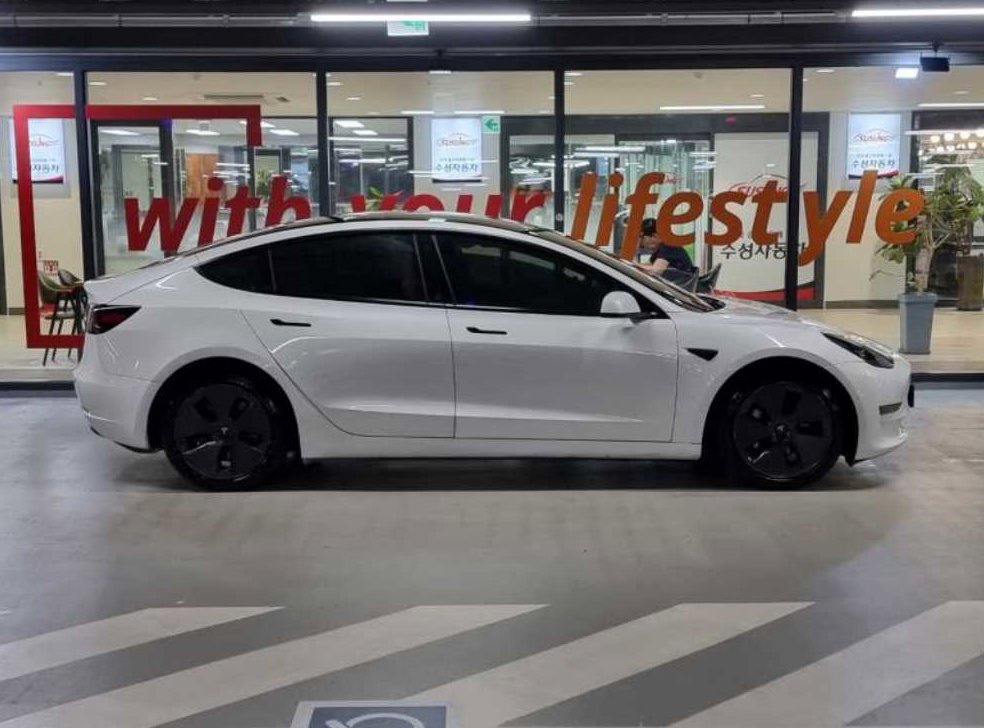 테슬라 모델 3 롱 레인지 사진 3