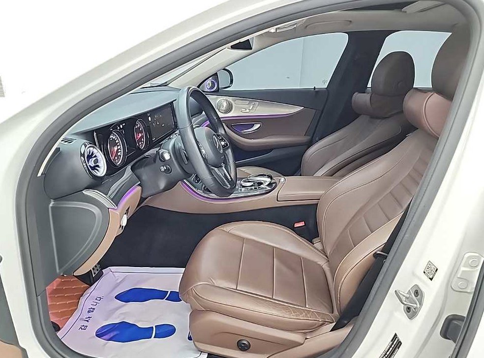 벤츠 E 클래스 E300 아방가르드 사진 11