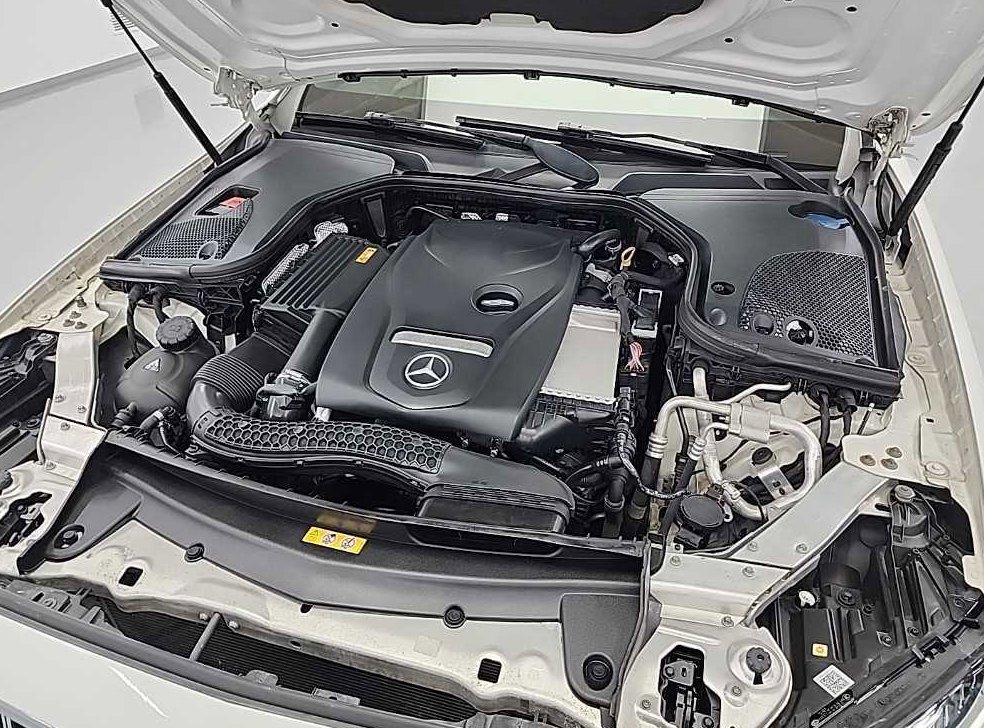벤츠 E 클래스 E300 아방가르드 사진 5