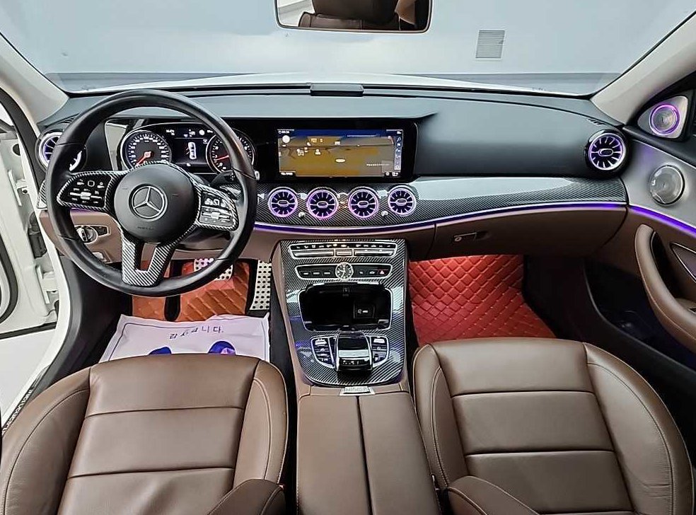 벤츠 E 클래스 E300 아방가르드 사진 7