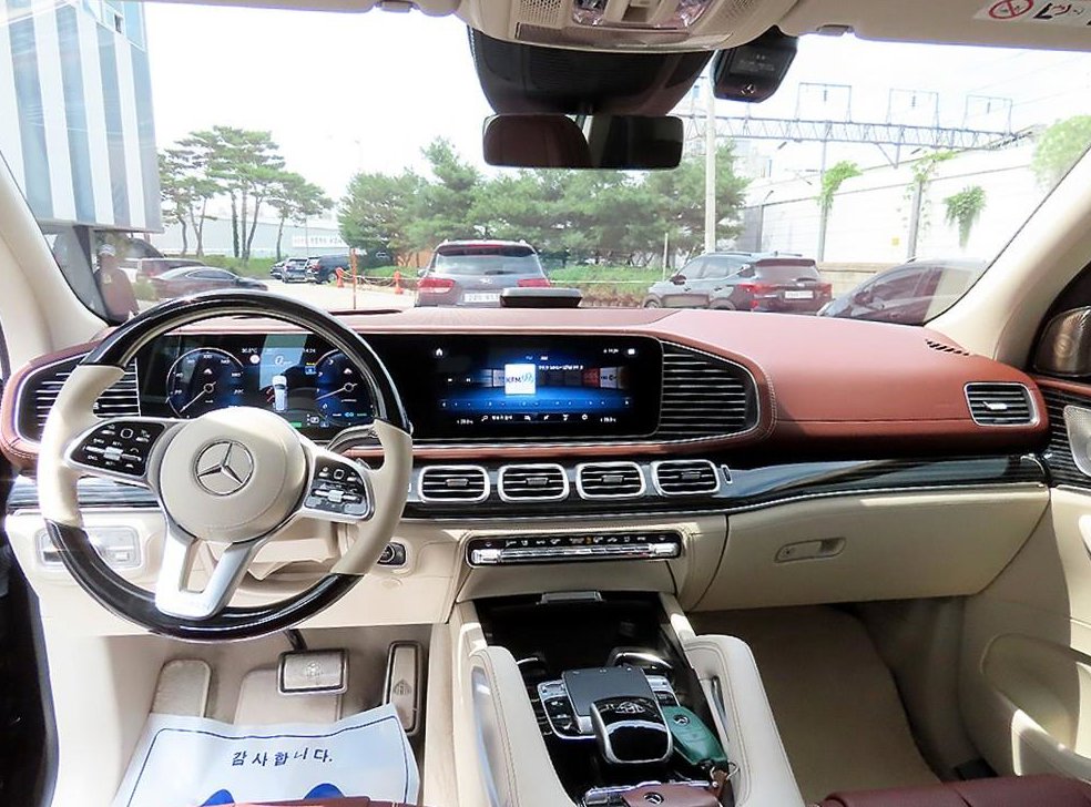 벤츠 GLS 클래스 마이바흐 GLS600 4MAITC 사진 8
