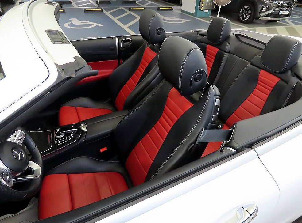 벤츠 E 클래스 E220d 카브리올레 사진 10