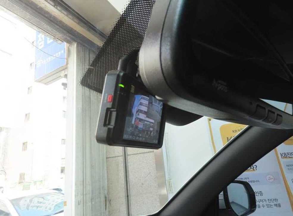 KG모빌리티(쌍용)  렉스턴 디젤 2.2 4WD 프레스티지 사진 11