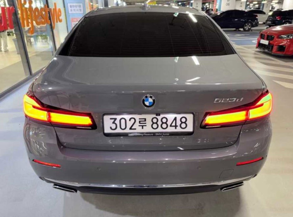 BMW 5시리즈 523d 럭셔리 사진 5