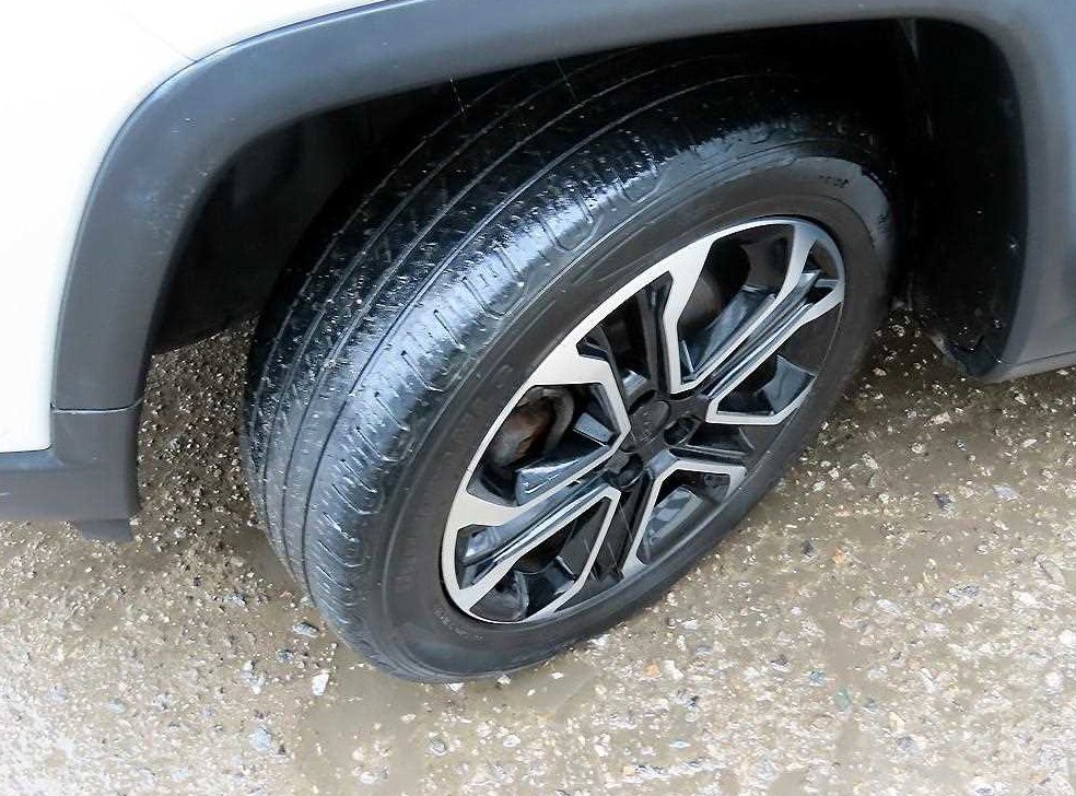 지프 컴패스 2.4 AWD 리미티드 사진 20