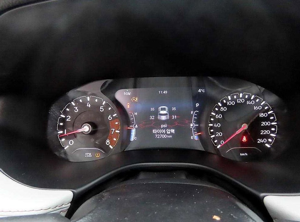 지프 컴패스 2.4 AWD 리미티드 사진 9