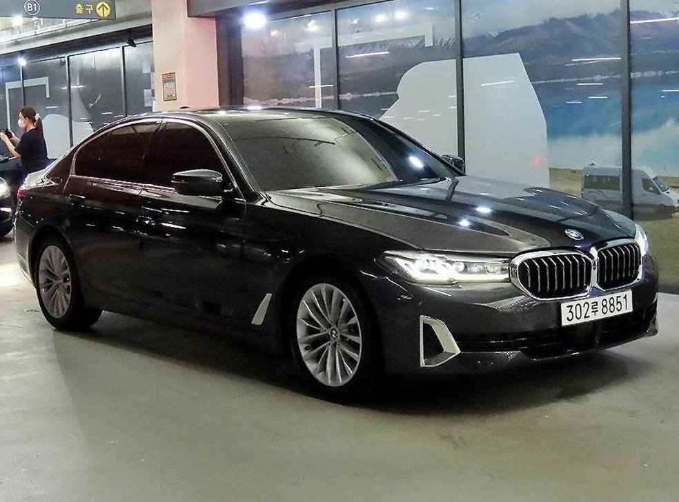 BMW 5시리즈 520i 럭셔리