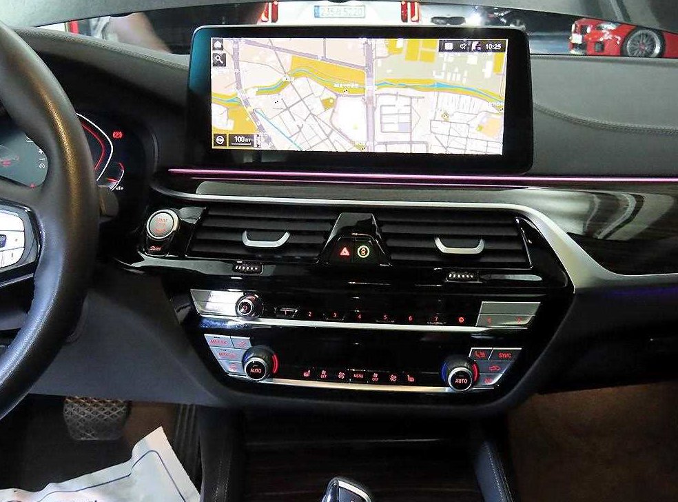 BMW 5시리즈 520i 럭셔리 사진 11