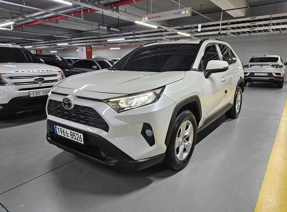 토요타 라브4 2.5 2WD 사진 3