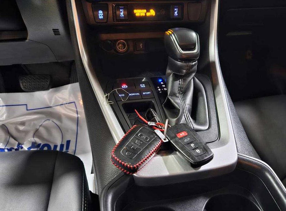 토요타 라브4 2.5 2WD 사진 9