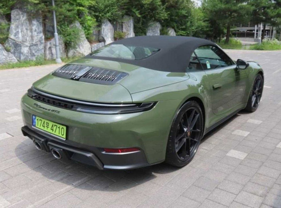 포르쉐 911 카레라 4 GTS 카브리올레 사진 3