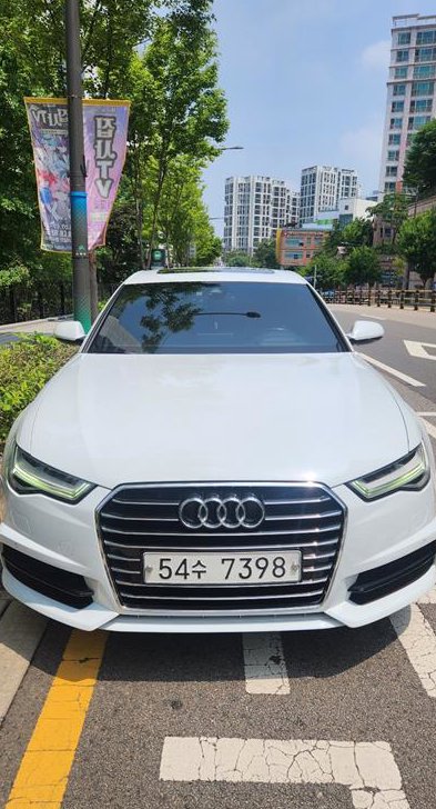 아우디 A6 40 TFSI