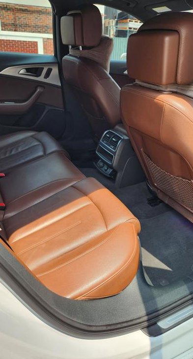 아우디 A6 40 TFSI 사진 8