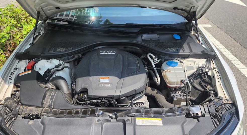 아우디 A6 40 TFSI 사진 9