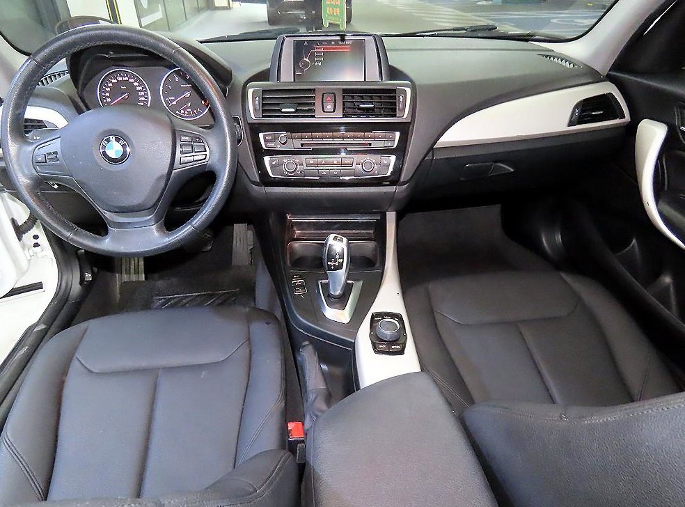 BMW 1시리즈 118d 스포츠 사진 10