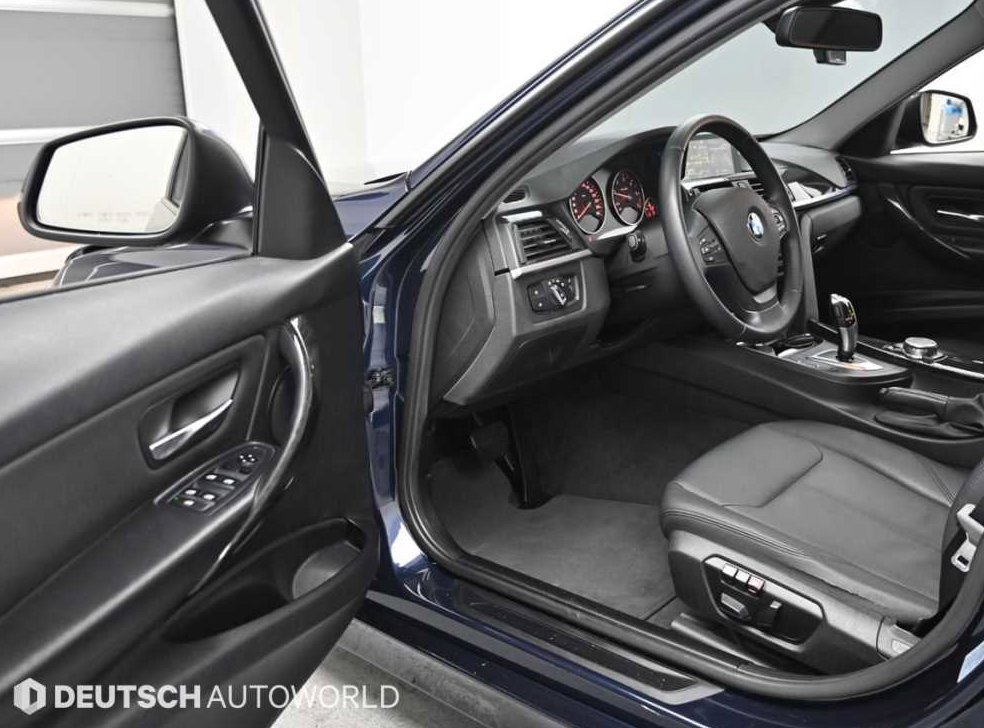 BMW 3시리즈 320d 사진 11