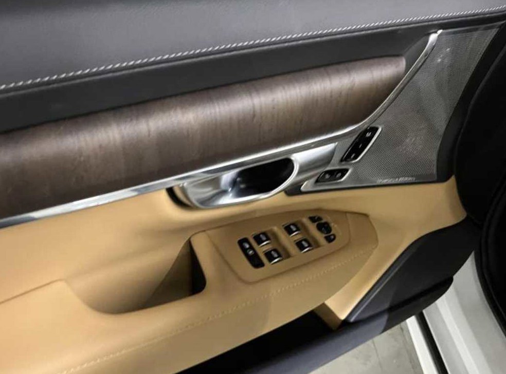 볼보 S90 B6 AWD 인스크립션 사진 15