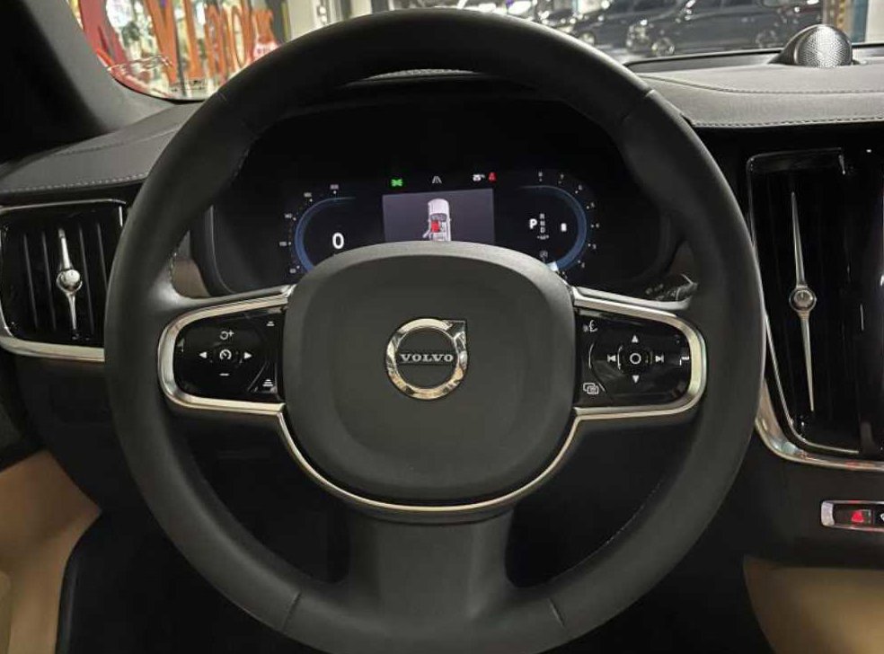볼보 S90 B6 AWD 인스크립션 사진 8