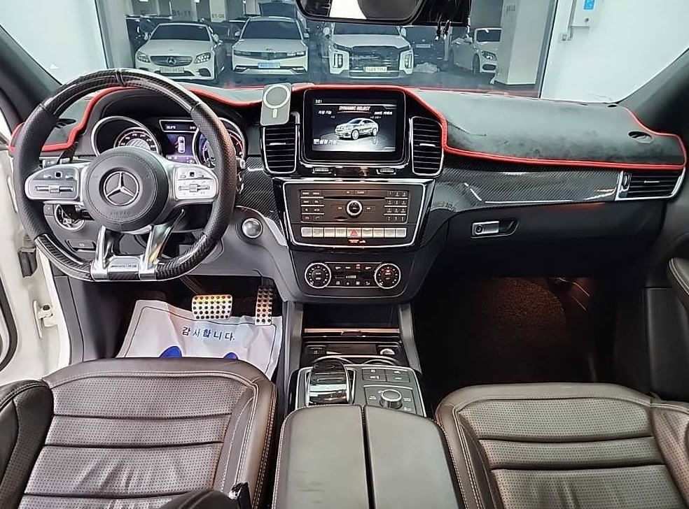 벤츠 GLE 클래스 GLE 63 AMG S 4MATIC 쿠페 사진 7